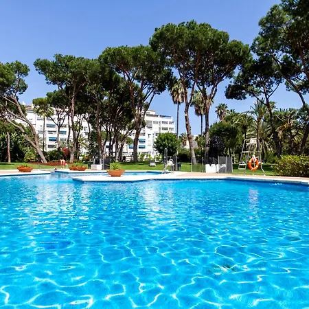 Banus - Playas Del Duque Luxury * Marbella