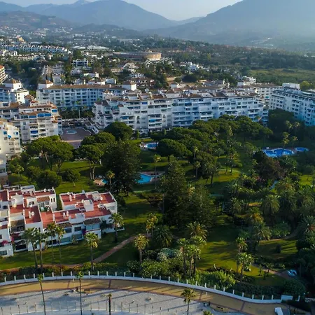 Banus - Playas Del Duque Luxury شقة