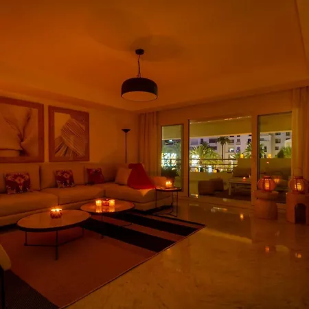 Banus - Playas Del Duque Luxury * ماربيا