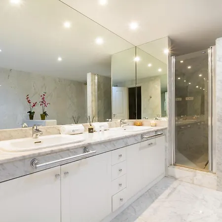 Banus - Playas Del Duque Luxury * ماربيا