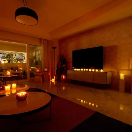 Banus - Banus - Playas Del Duque - Luxury 3br - 3ba - Heart Of Puerto Banus Direct Access - Steps To Marina & El Corte Ing Luxury Shopping - Large Outdoor Terrace - 35,000 M2 Gardens - 3 Pools - 2 Onsite Restaurants- Ideal Famil *