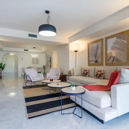 Banus - Playas Del Duque Luxury * Marbella