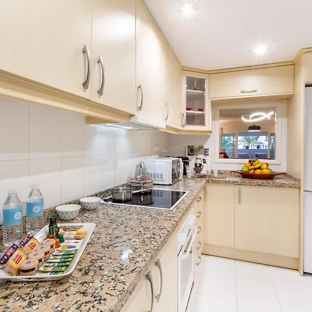 Banus - Playas Del Duque Luxury מארבלה