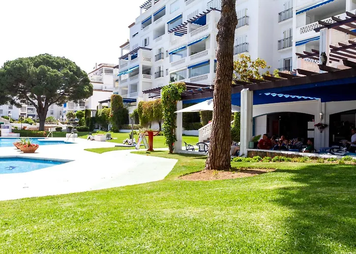 Banus - Playas Del Duque Luxury *